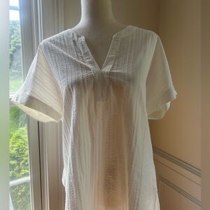 Matty M Textured Ivory Top